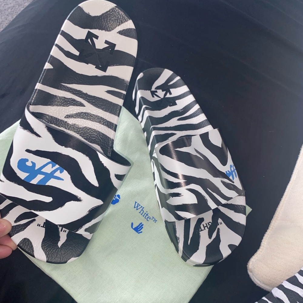 Off-White Black and White Zebra Pattern Socks